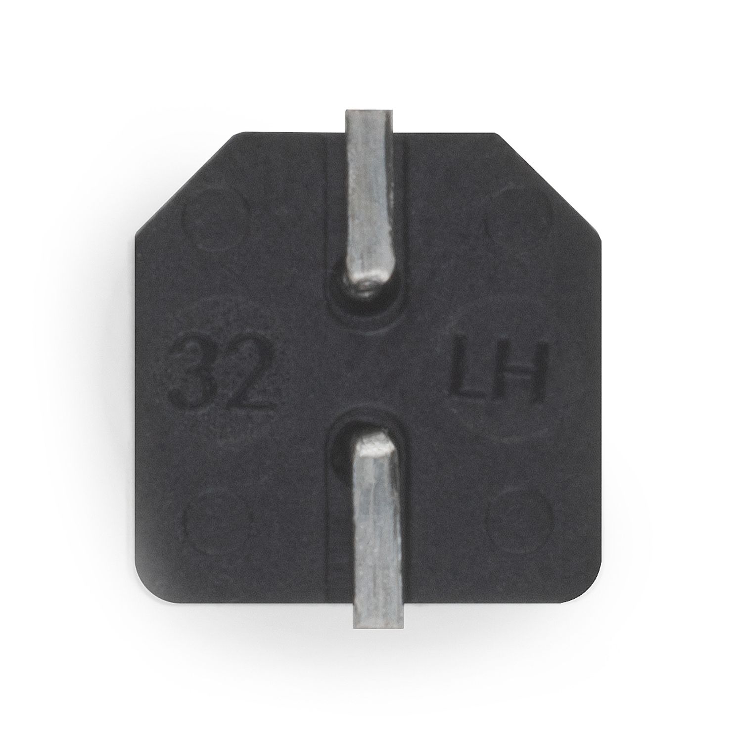 SMD конденсатор 220 мкФ 16 В 6,3х7,7 мм